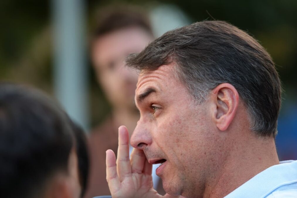 Flávio: Bolsonaro deve passar a noite de Natal com Michelle e Carlos