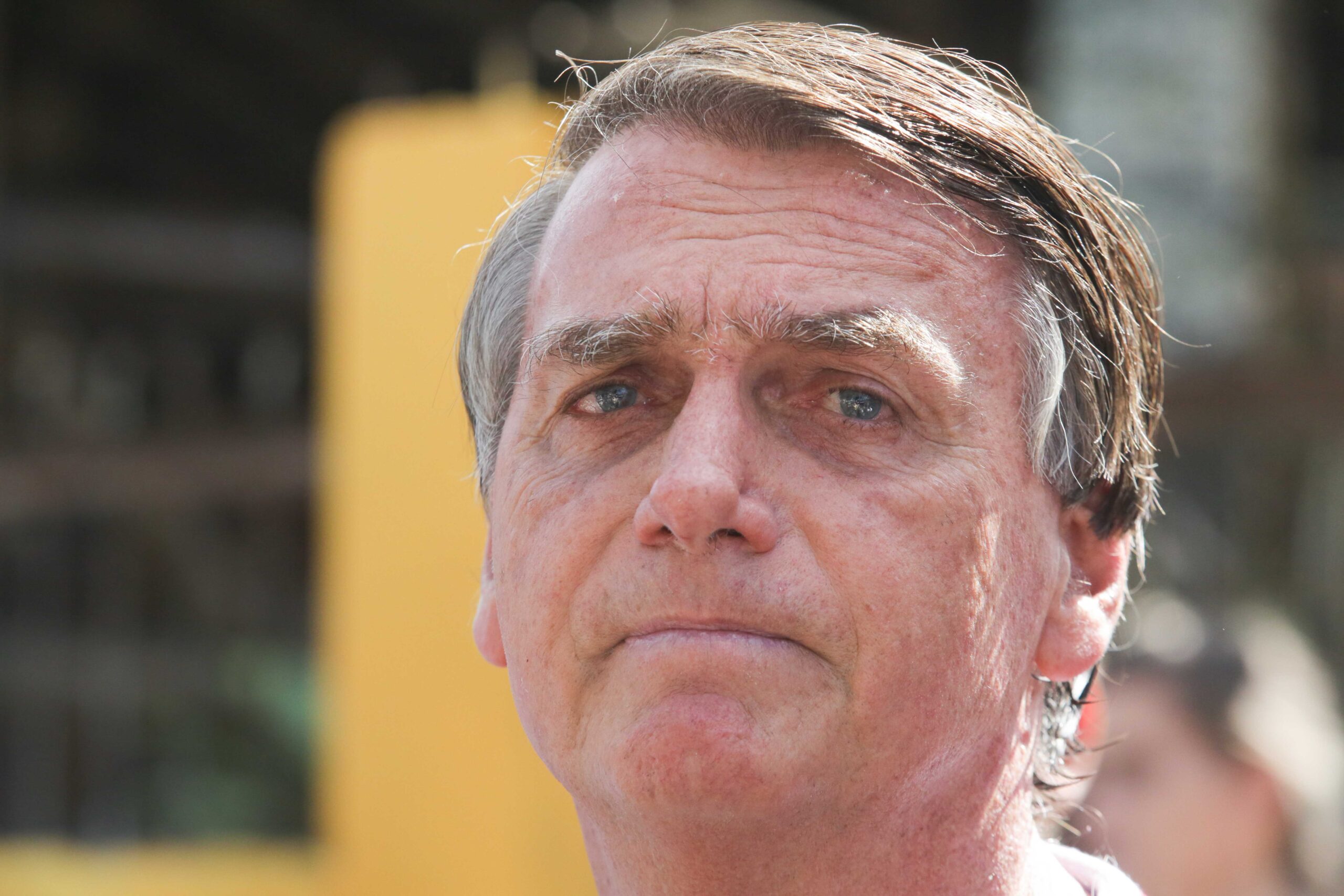 Saiba horário e tempo de cirurgia de hérnia de Bolsonaro em Brasília