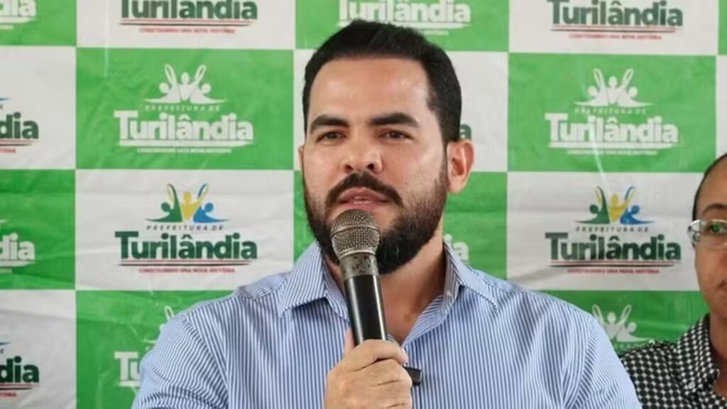 prefeito,-primeira-dama-e-vereadores-sao-presos-por-desvio-milionario