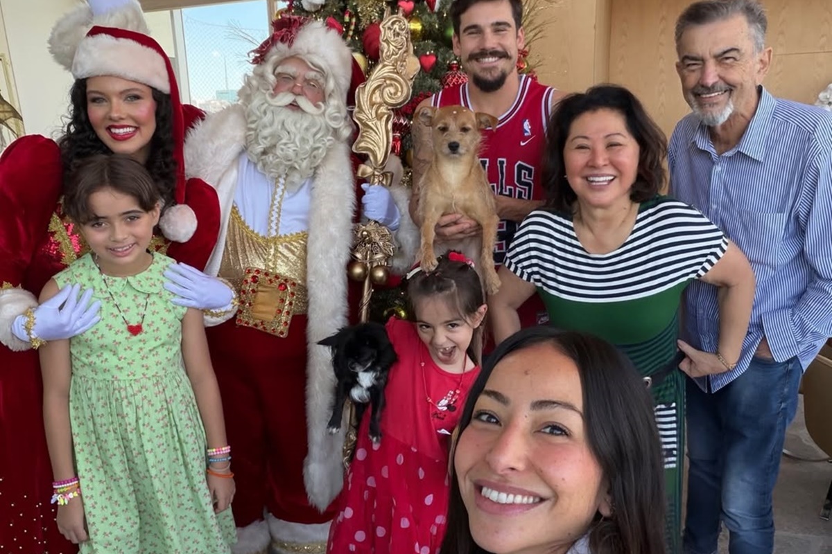 Sabrina Sato desabafa após internação do pai: “O Natal mora na fé”