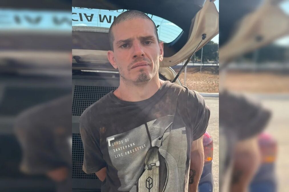 Homem que espancou primo de 7 anos e tio é condenado a 26 anos