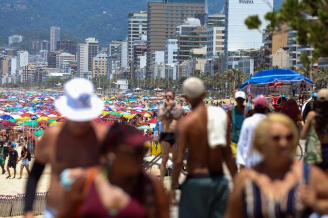 ultimo-sabado-do-ano-tera-calorao-e-chuvas;-veja-a-previsao-do-clima