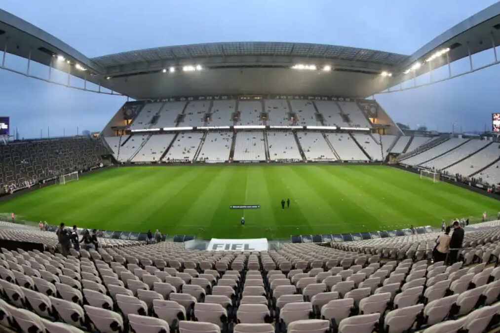 Virada evangélica rende R$ 2,9 milhões ao Corinthians no réveillon