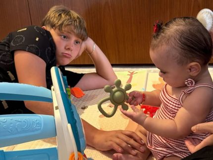neymar-compartilha-momento-com-davi-lucca-e-mel-durante-ferias