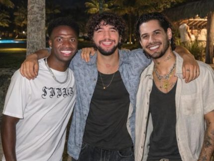 nattan-causa-na-web-ao-juntar-vini-jr.-e-ze-felipe-em-foto-e-cantor-comenta