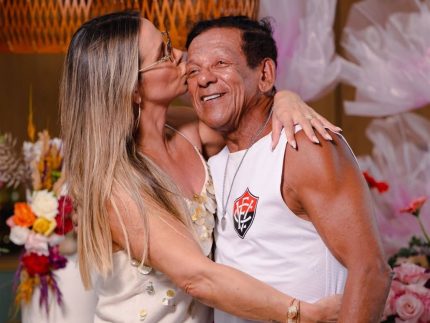 carla-perez-abre-album-de-familia-e-homenageia-o-pai-no-aniversario:-“meu-alicerce”