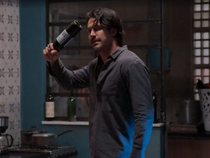 em-tempos-de-debate-sobre-violencia-contra-a-mulher,-cena-de-“tres-gracas”-provoca-discussao