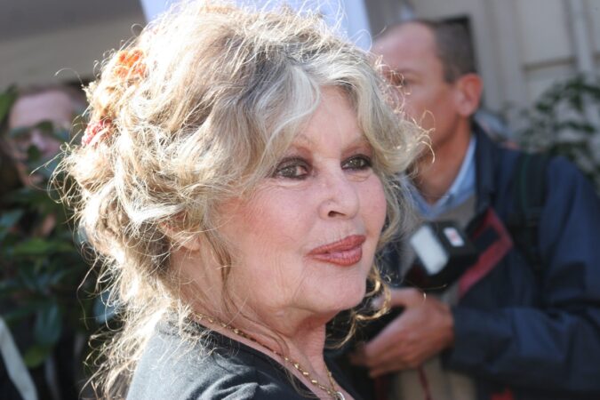 historico-racista-de-brigitte-bardot-volta-a-tona-apos-morte