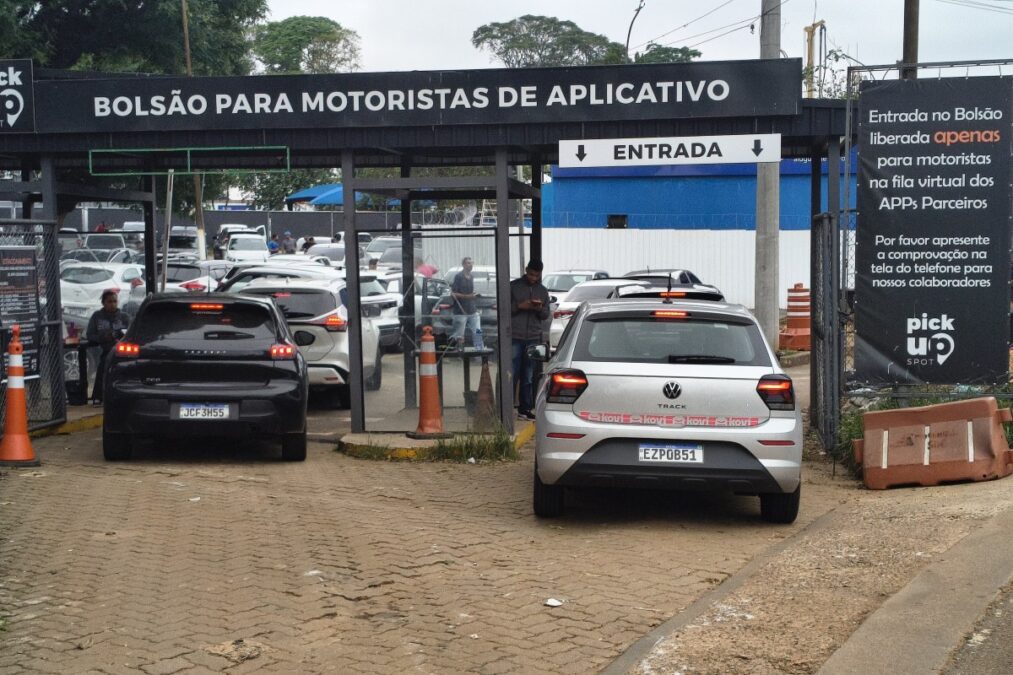 “Troco a Virada por grana”: como será o Ano-Novo de motoristas de app