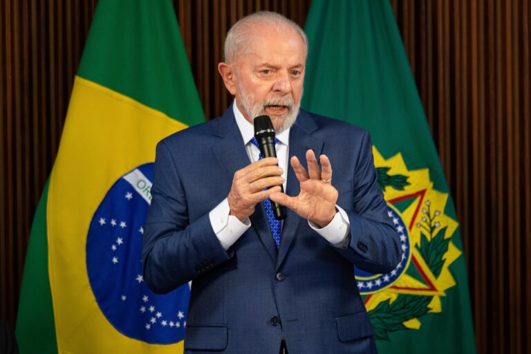 ano-de-lula-foi-marcado-por-crises,-tarifaco-e-foco-em-reeleicao