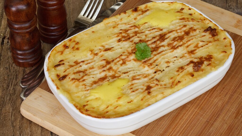 torta-de-bacalhau-cremosa-com-massa-folhada-para-o-ano-novo