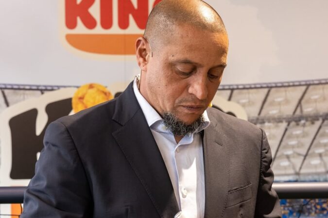 idolo-da-selecao,-roberto-carlos-passa-por-cirurgia-cardiaca;-confira