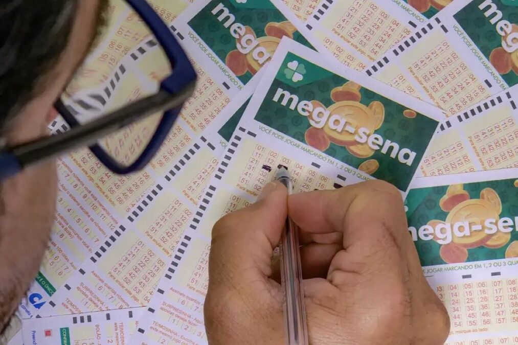 Com recorde de apostas, sorteio da Mega da Virada tem atraso