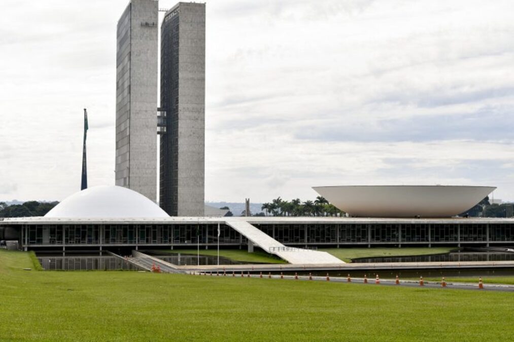 Governo publica lista de benefícios que não terão corte linear de 10%