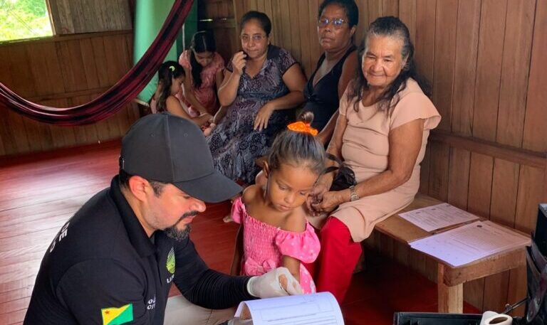 Polícia Civil esteve nas comunidades Campinas e Santa Polônia, em Sena Madureira, levando o direito à identidade a quem mais precisa. Foto: cedida