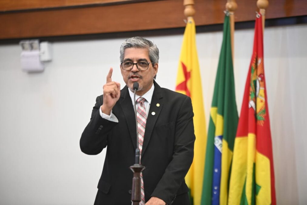 Edvaldo denuncia descaso de empresas terceirizadas com o transporte escolar em Tarauacá e vai pedir inspeção ao TCE/AC
