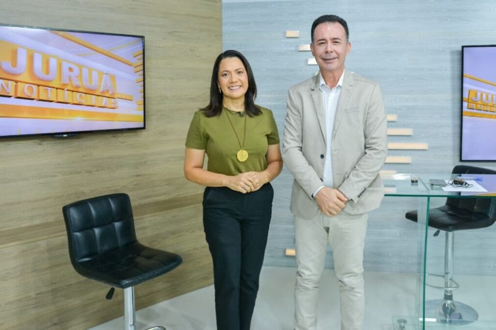 Em Cruzeiro do Sul, governadora em exercício Mailza concede entrevista à TV Juruá e destaca os investimentos e a ações do governo