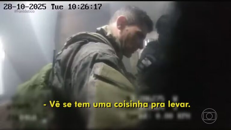 Imagens de COPs levam à prisão cinco PMs da megaoperacao no Rio de Janeiro — Foto: Reprodução/TV Globo