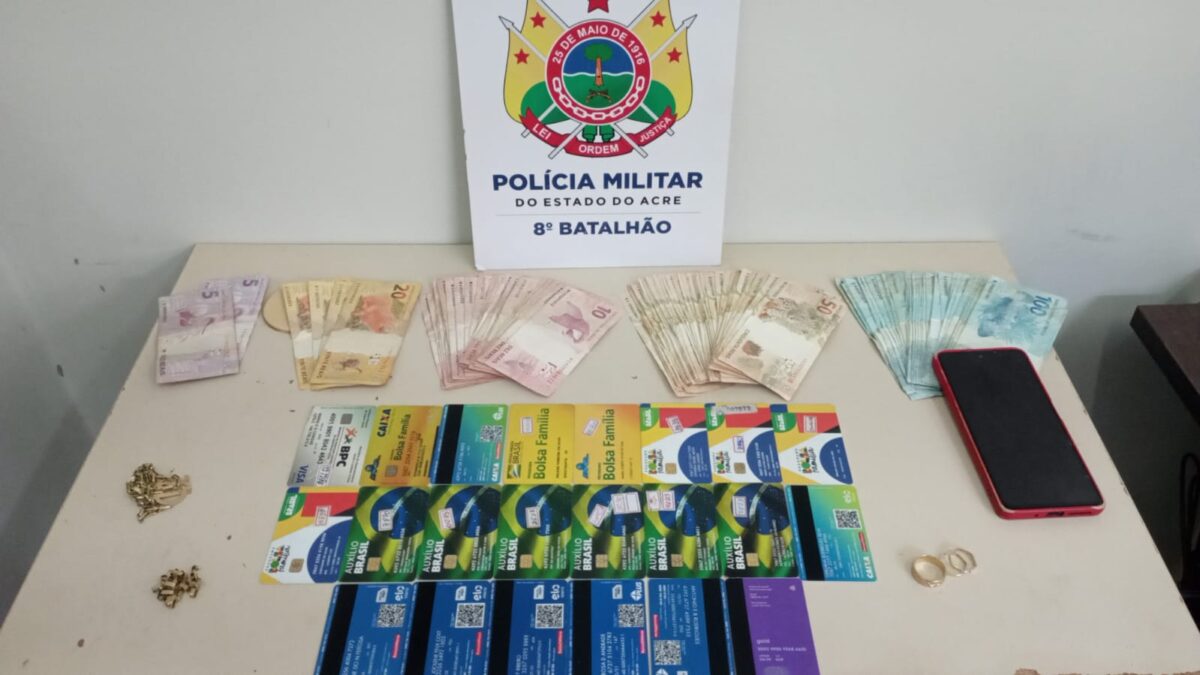 PM prende suspeito de agiotagem com mais de 20 cartões bancários em agência de Sena Madureira