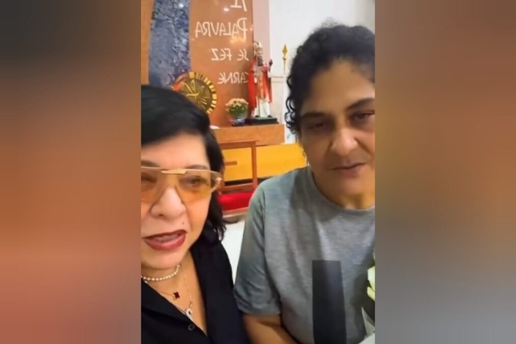 Roberta Miranda vai à missa de 7° dia de mulher atropelada e arrastada
