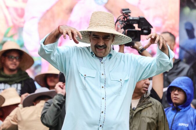 eua-confirma-ataque-a-caracas-e-captura-de-nicolas-maduro