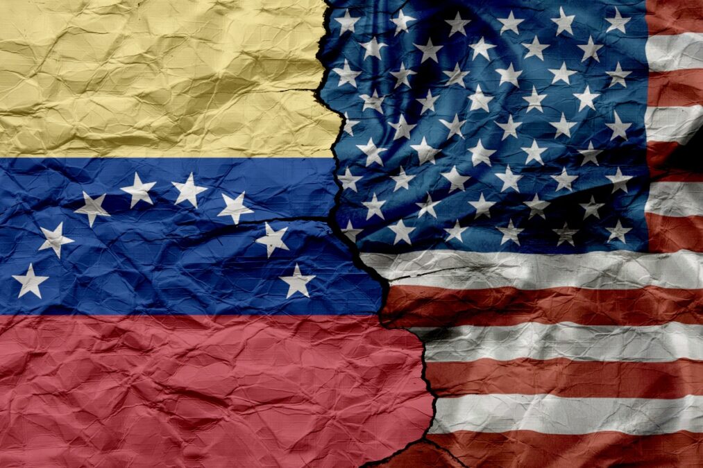 Ataque à Venezuela redefine ordem energética mundial, diz especialista