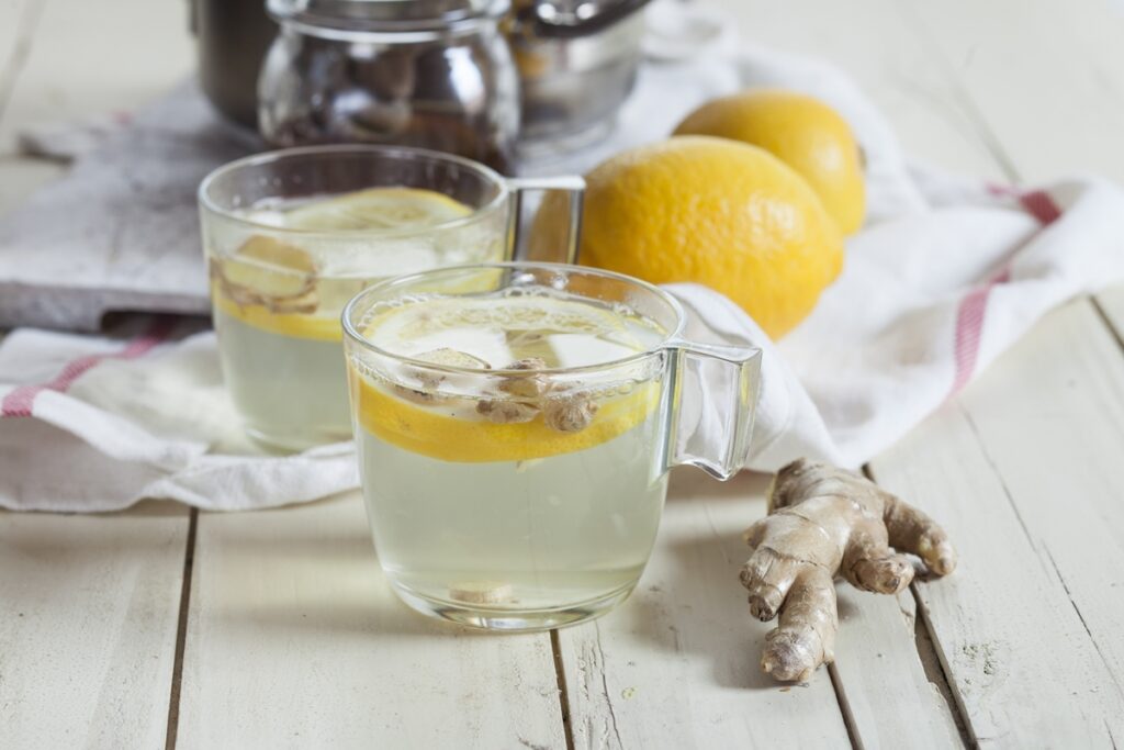 nutricionistas-contam-5-beneficios-do-cha-de-gengibre-com-limao