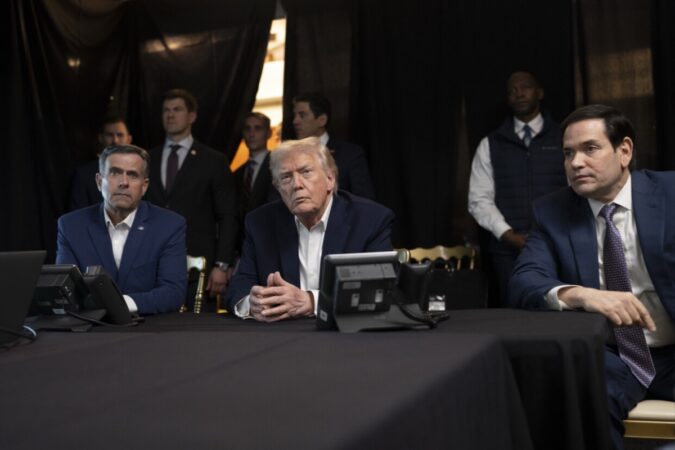 ataque-a-venezuela-reforca-estrategia-militar-de-trump-e-lembra-bush