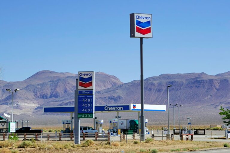 acoes-de-petroliferas-dos-eua-disparam-apos-intervencao-na-venezuela