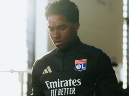 endrick-aponta-conselho-de-ancelotti-como-chave-para-decisao-de-ida-ao-lyon