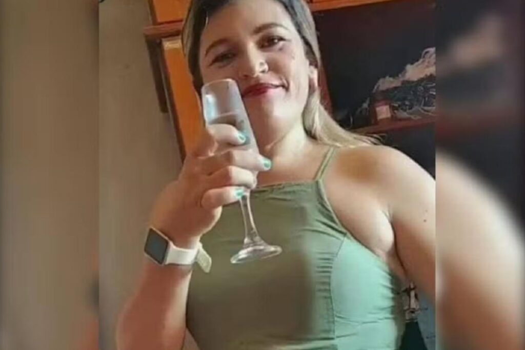 mulher-que-saiu-para-“date”-e-achada-morta-apos-urubus-indicarem-local