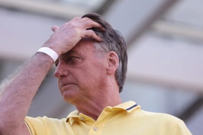 pf-diz-que-bolsonaro-teve-“ferimentos-leves”-apos-queda-em-cela