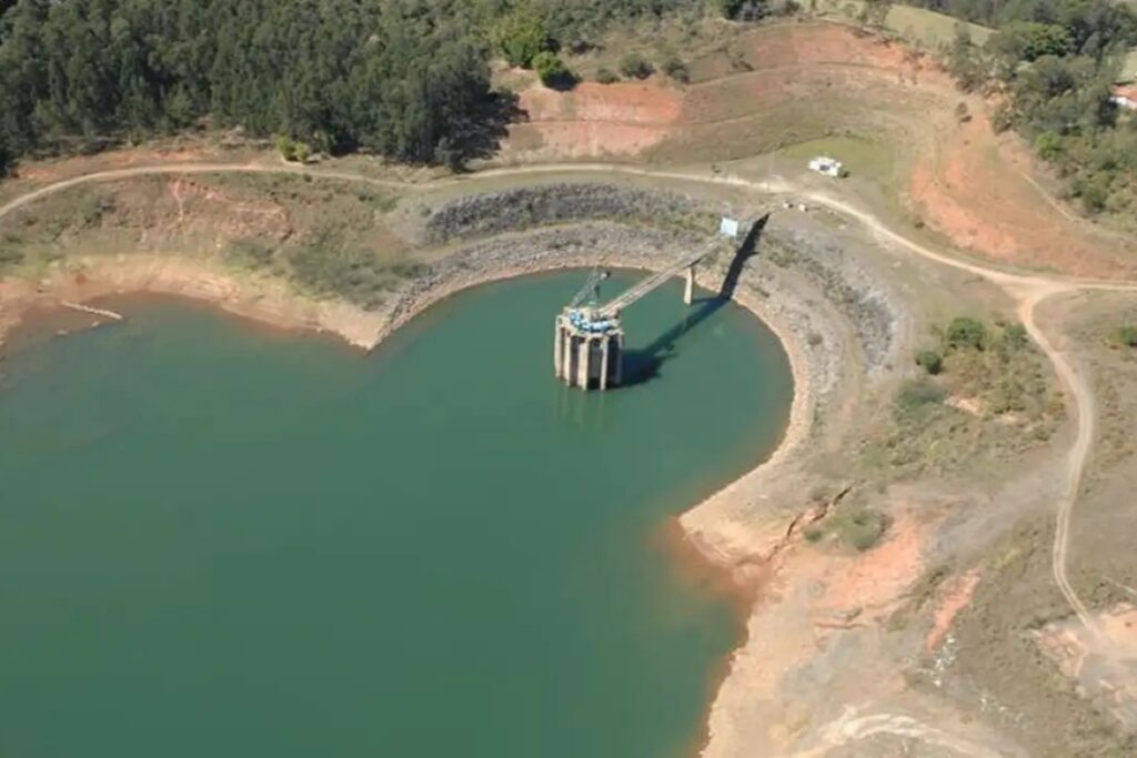 sistema-cantareira-volta-a-ficar-abaixo-de-20%-em-meio-a-seca-em-sp