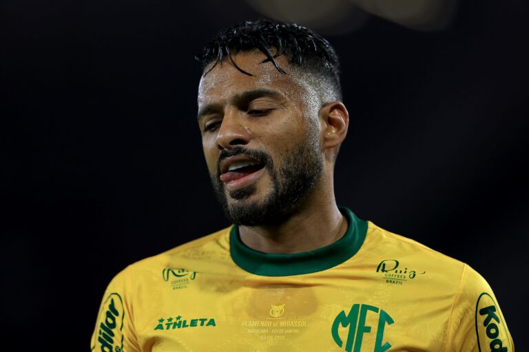 reinaldo-exalta-uniao-do-elenco-para-estreia-do-mirassol-no-paulistao