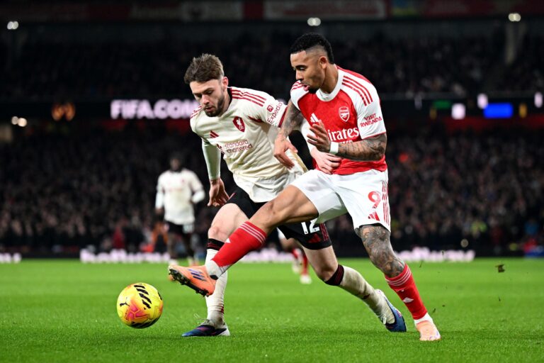 arsenal-e-liverpool-empatam-sem-gols-em-classico-pela-premier-league