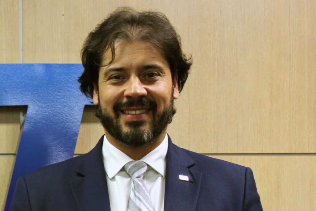 diretor-do-dnit-que-usa-tornozeleira-pede-exoneracao-apos-reportagem