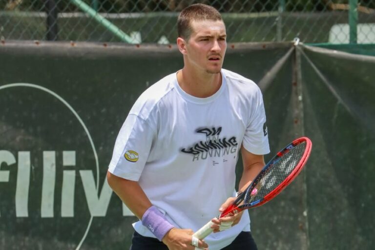 ainda-lesionado,-joao-fonseca-desiste-do-atp-de-adelaide