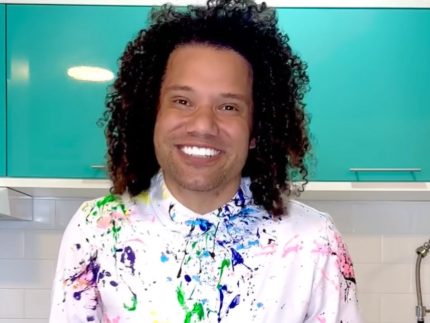 maycon-cosmer-troca-a-fama-do-“bbb”-e-volta-ao-trabalho-como-“tia-da-merenda”