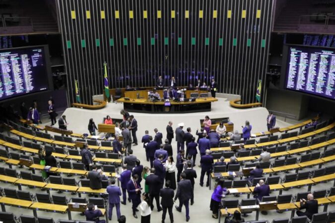 promessa-de-motta,-reforma-administrativa-nao-deve-sair-em-2026
