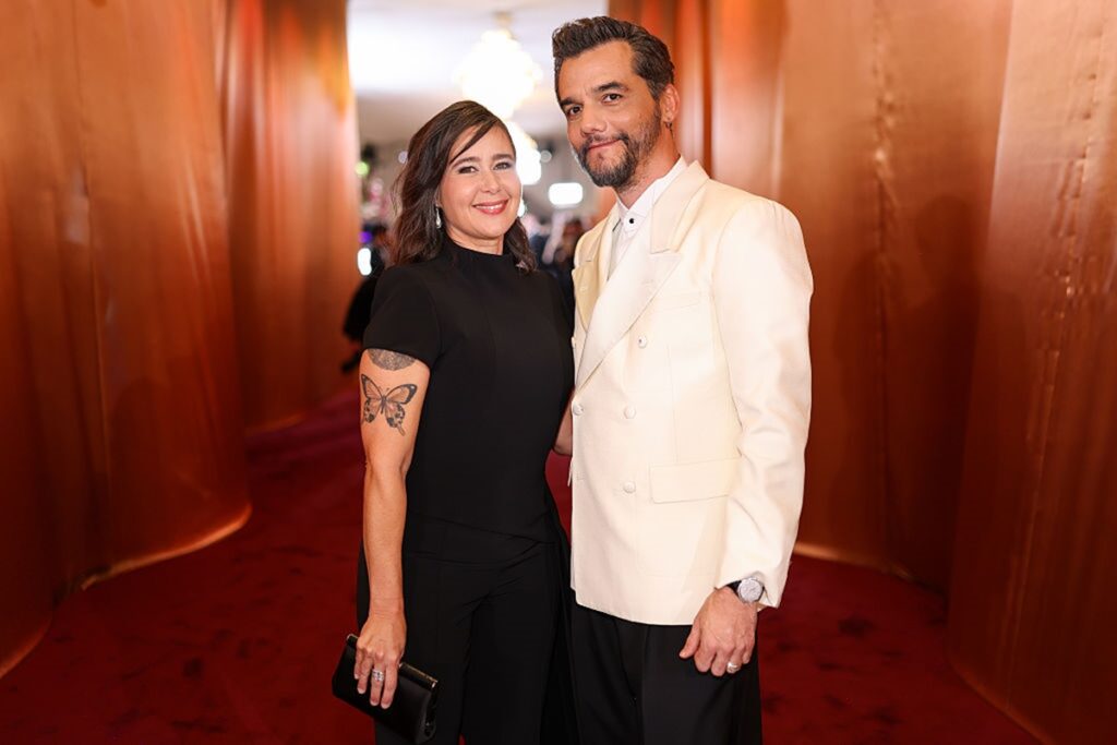 wagner-moura-leva-discurso-no-bolso-para-possivel-vitoria-no-globo-de-ouro