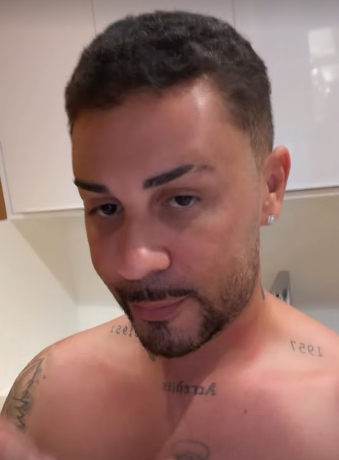 carlinhos-maia-desabafa-e-pede-respeito-apos-criticas-de-fas-nas-redes:-“nao-sou-um-boneco”