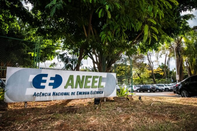 apos-ato-de-lula,-aneel-diz-que-“cobra”-melhorias-da-enel-sobre-apagao