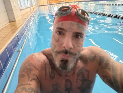 tico-santa-cruz-desabafa-sobre-colapso-emocional-inesperado:-“sensacoes-horriveis”