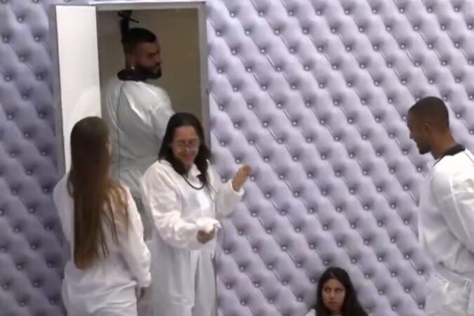 bbb-26:-cena-nojenta-no-quarto-branco-viraliza-“cagaram-e-esfregaram”.-veja-o-video