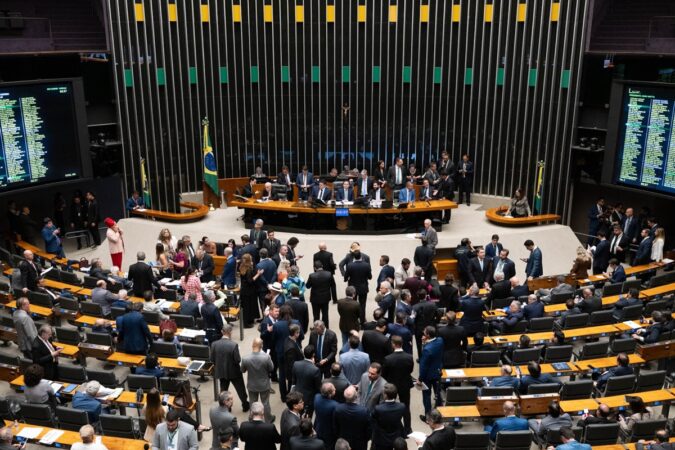 reforma-administrativa-tem-resistencia-na-camara.-entenda-os-impasses
