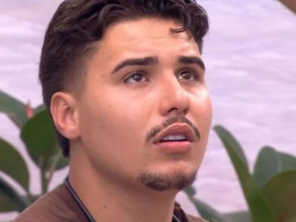 familia-diz-que-pedro,-do-“bbb26”,-chegou-a-curitiba-desorientado-e-sem-reconhecer-parentes