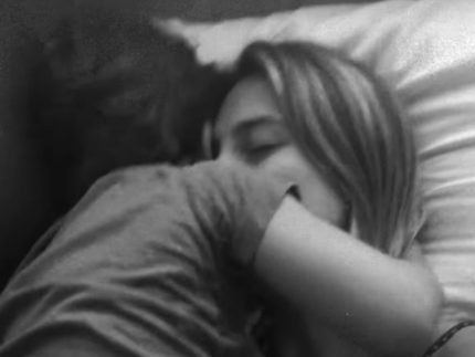 apos-anuncio-de-gravidez-de-lauana-prado,-tati-dias-posta-video-com-o-filho