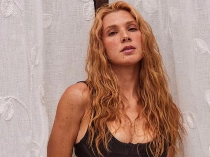 modelo-de-32-anos-sofre-avc-e-alerta-para-sintomas:-“muita-dor-de-cabeca”