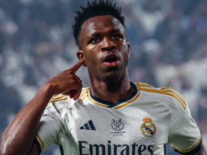 em-meio-a-especulacoes,-vini-jr.-diz-que-quer-continuar-no-real-madrid