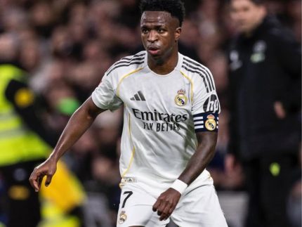 tecnico-do-real-madrid-defende-renovacao-de-vini-jr.-no-clube-espanhol